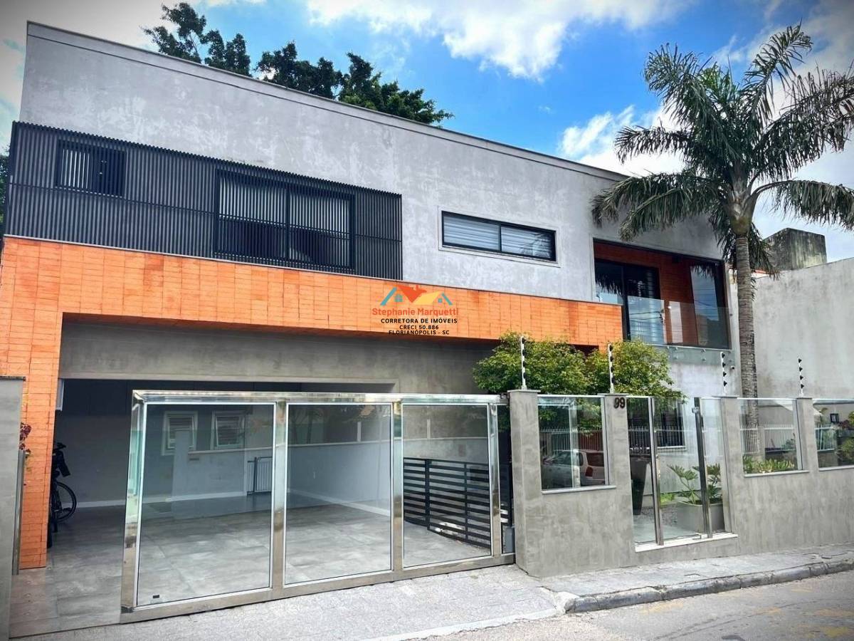 Casa com 3 quartos, 193m², à venda em Florianópolis, Ribeirão da Ilha