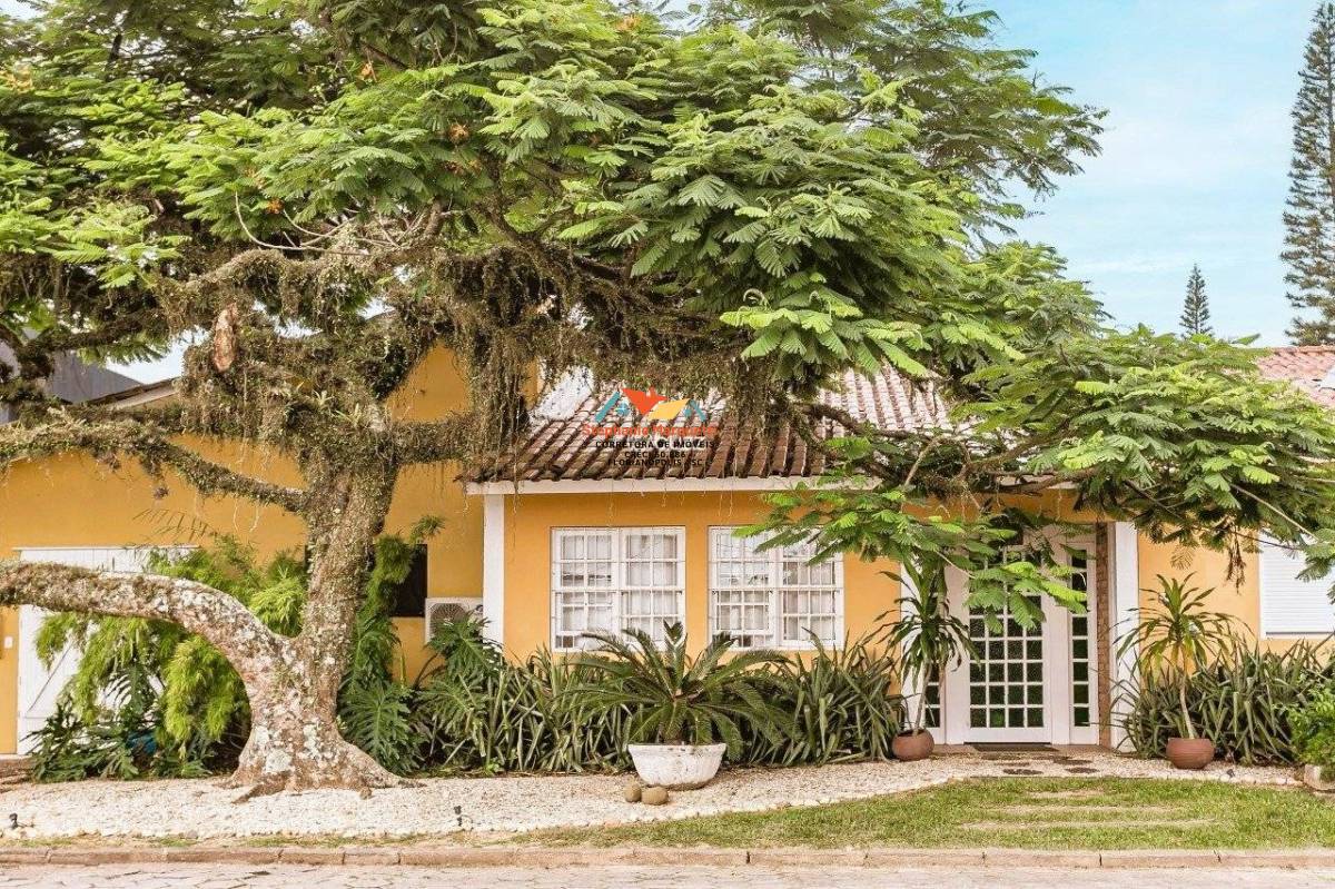 Casa de condomínio à venda em Florianópolis, Barra da Lagoa, com 4 quartos, 348,67m²